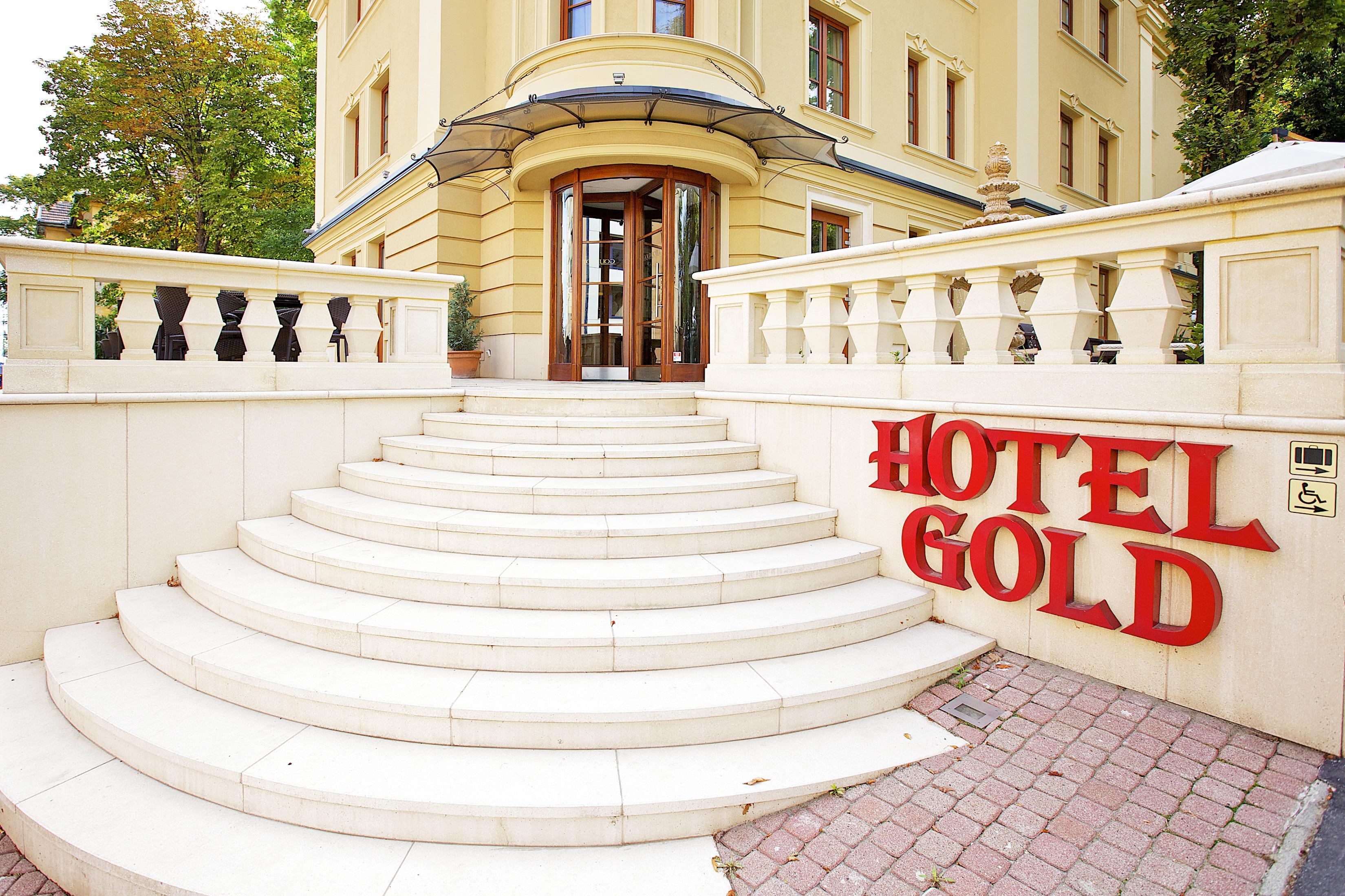 โกลด์ โฮเทล บูดาเปสต์ Hotel ภายนอก รูปภาพ